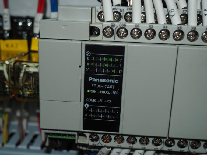 ماشین توزیع چسب CCD Visual One Part ظرفیت مخزن 60L 5